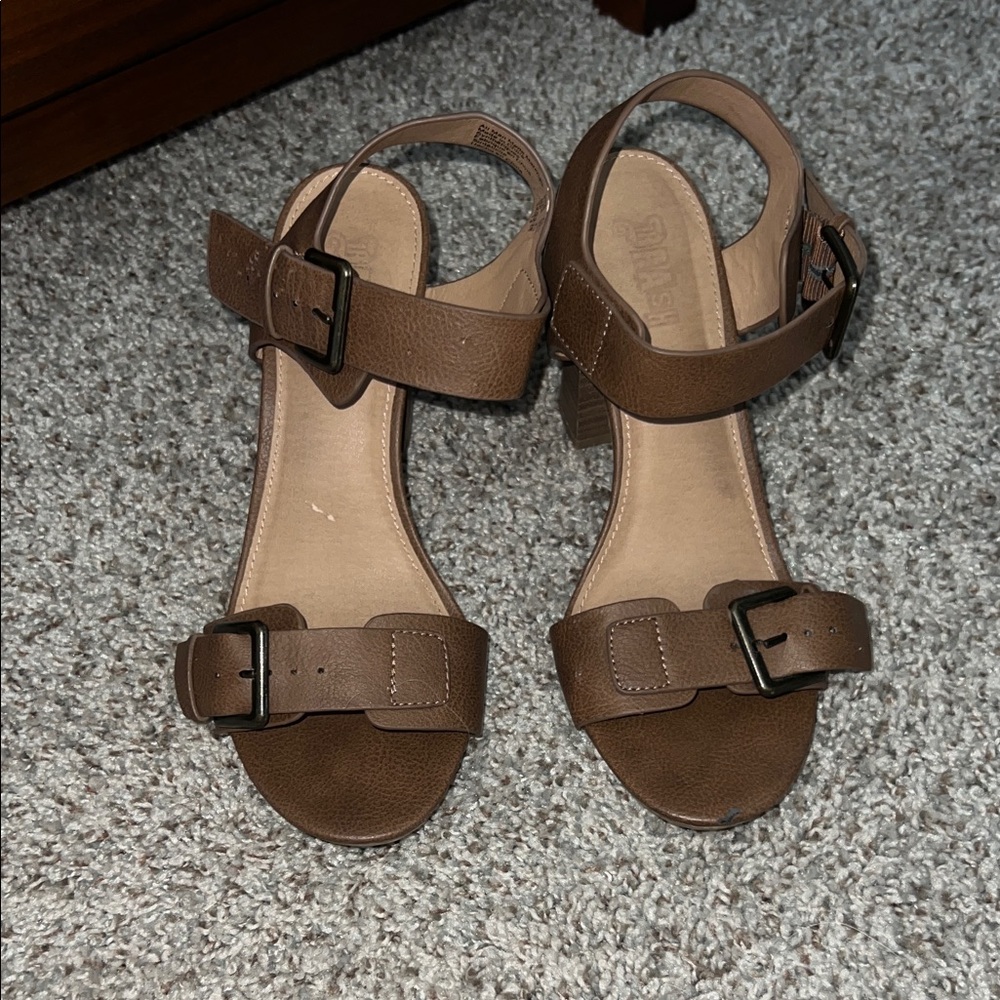 Brash Brown Buckle Ankle-Strap Heels Size 8.5